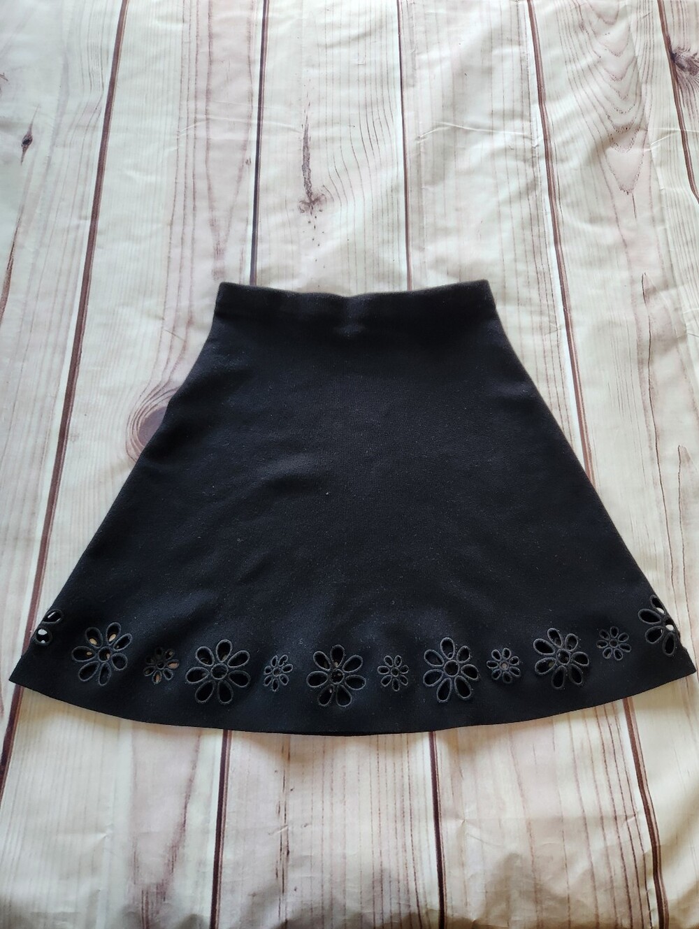 41 Hawthorn Stitch Fix "Knit Floral Eyelet Hem Mini Skirt" Black, Women's Size M